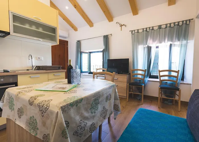 Vinea Umag, Ulica G Garibaldia 2 Lejlighed