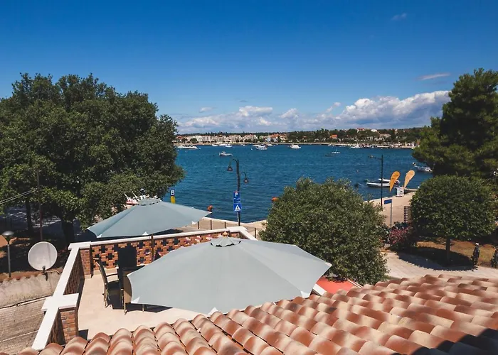 Vinea Umag, Ulica G Garibaldia 2 * Umag