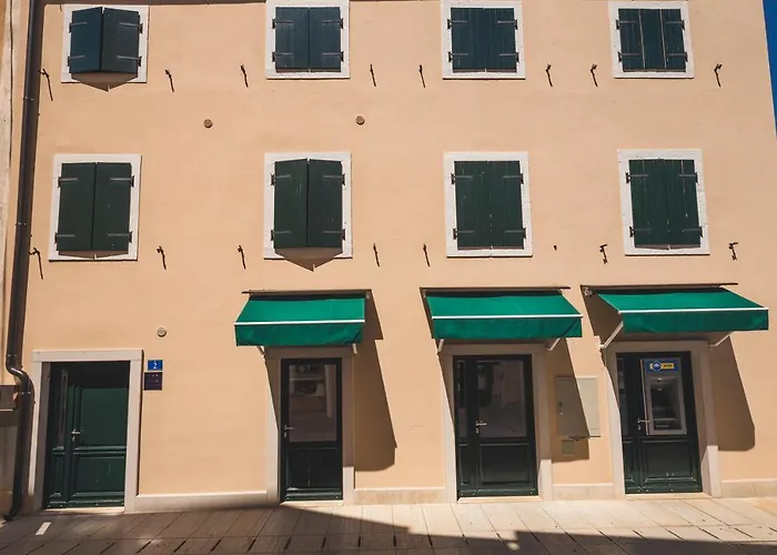 Vinea Umag, Ulica G Garibaldia 2 Umag