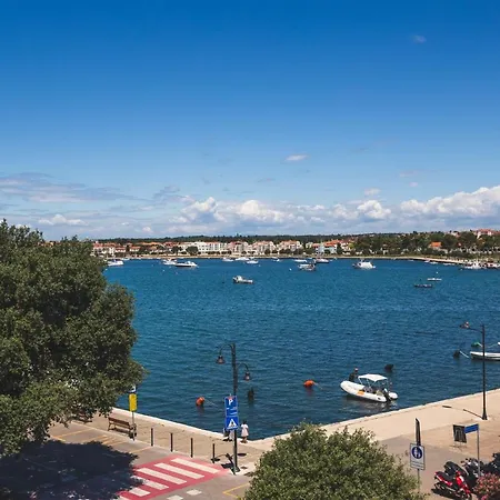 Vinea Umag, Ulica G Garibaldia 2 公寓