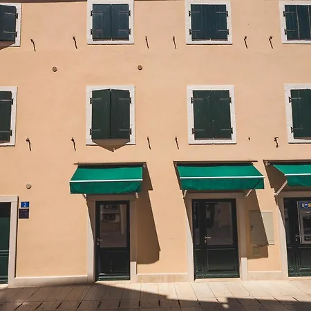 Vinea Umag, Ulica G Garibaldia 2 Umago