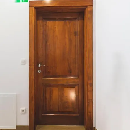 Vinea Umag, Ulica G Garibaldia 2 Umago