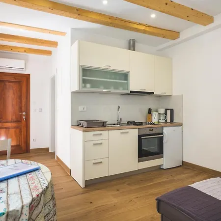 Vinea Umag, Ulica G Garibaldia 2 Apartment Umag