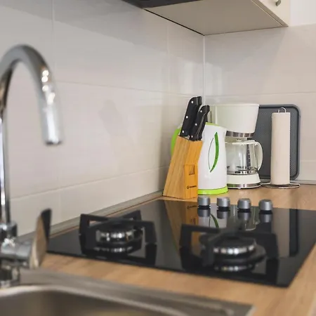 Vinea Umag, Ulica G Garibaldia 2 * Umag